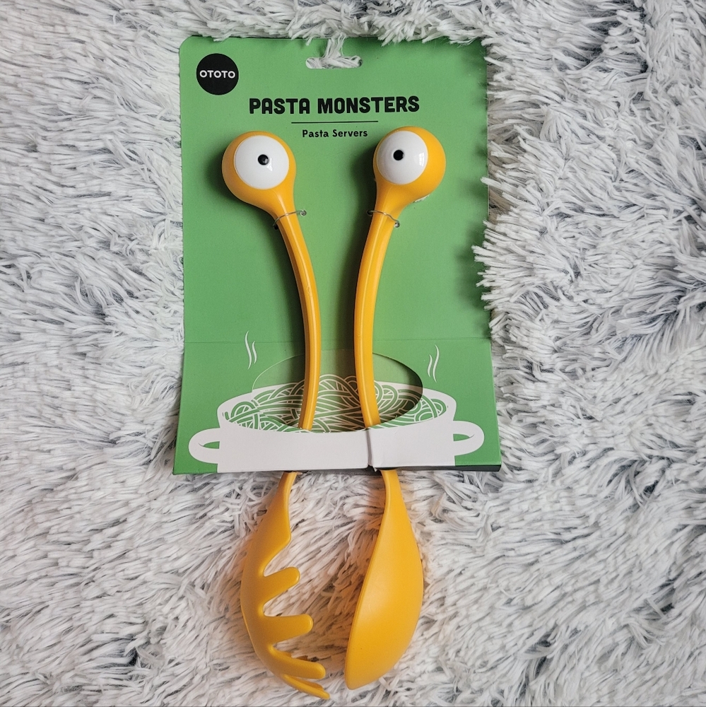Brand New! Flying spaghetti monster pasta spoon and fork.